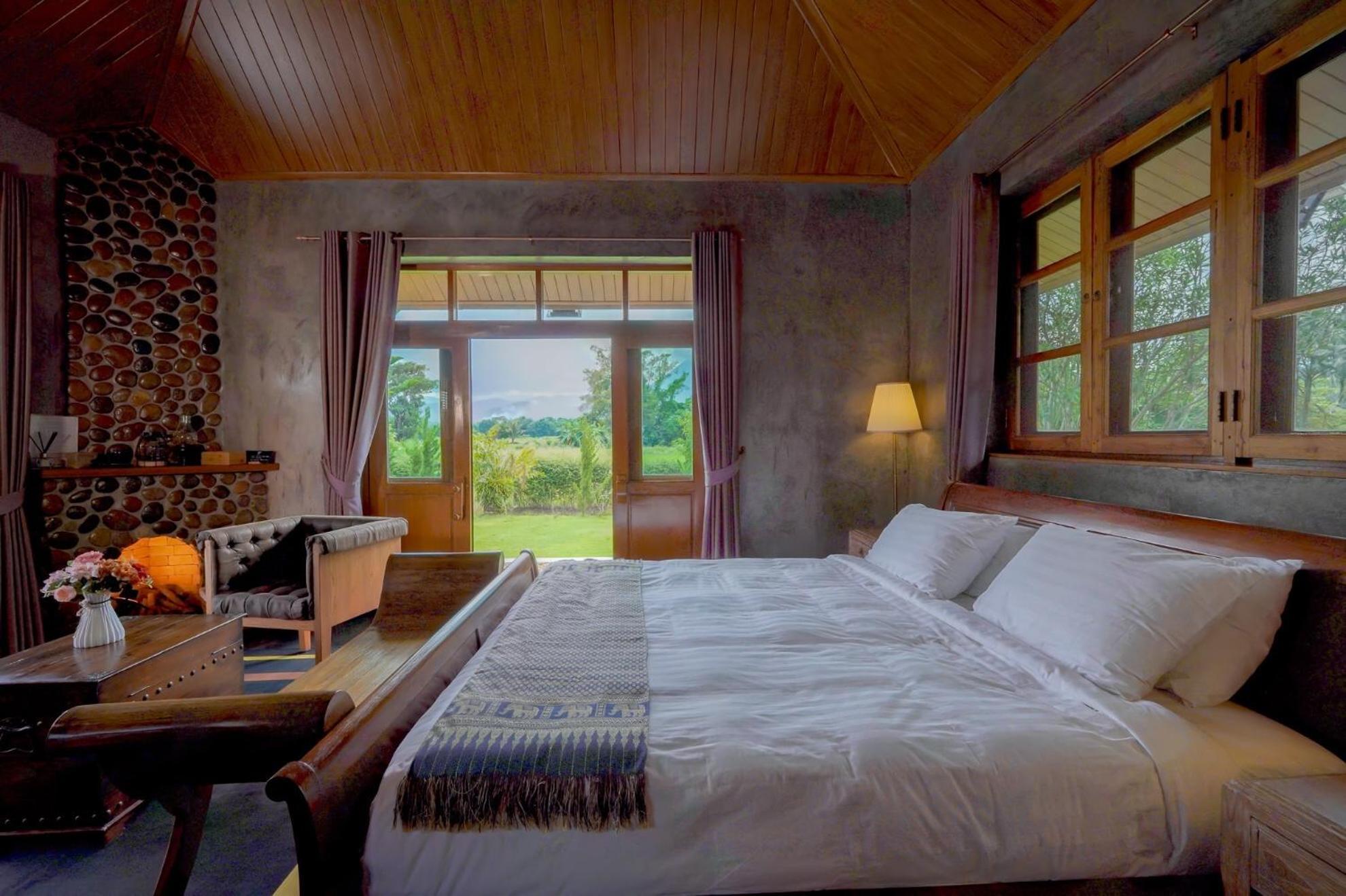The Wes Village, Incl Free Breakfast & 100 Thb Food Gift Chiang Dao Luaran gambar